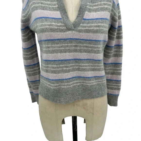 360‎ Cashmere Rosa Sweater Long Sleeve V-Neckline Striped Gray Blue Size XS - Picture 4 of 9